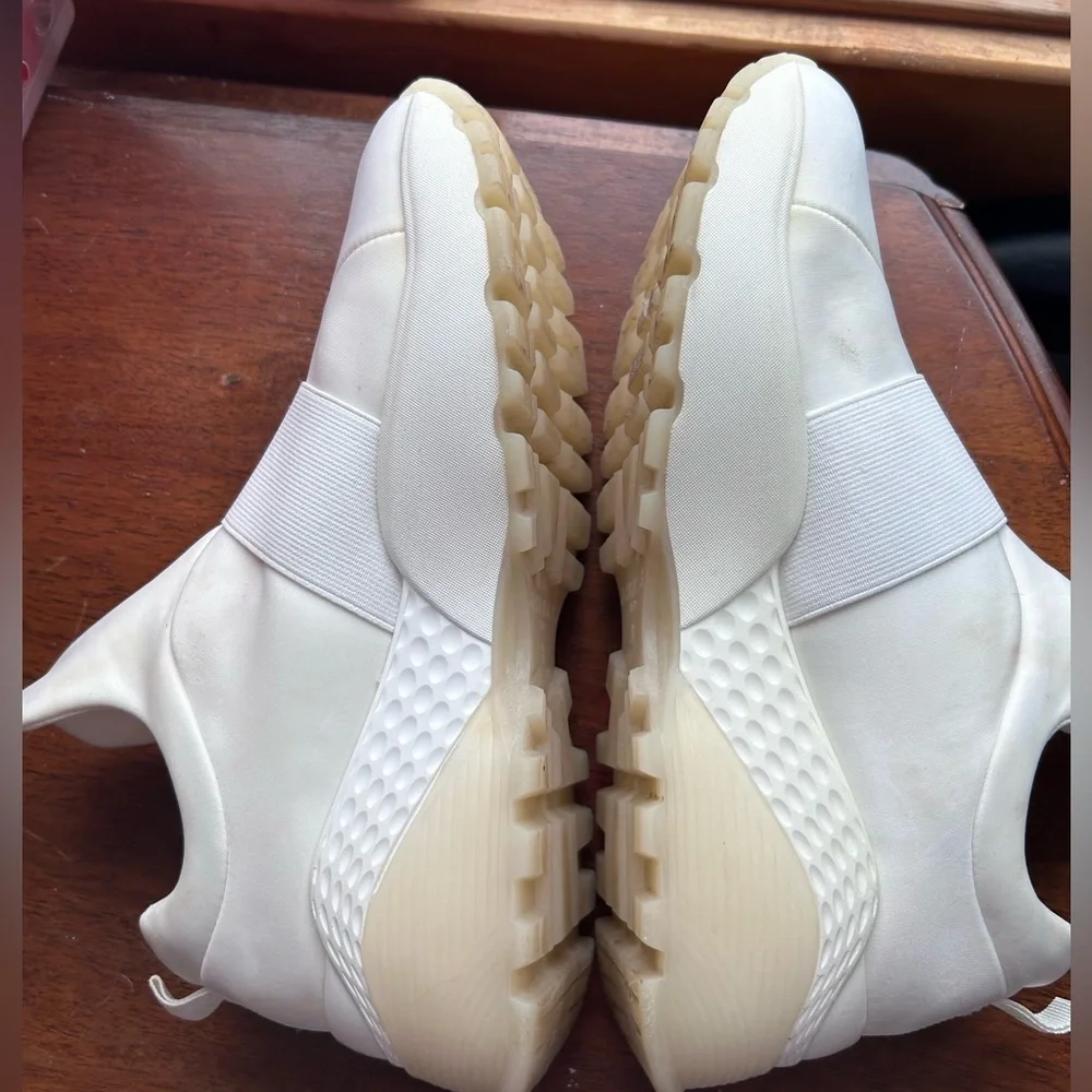 J/Slides White Slip-On Platform Sneakers | Size 8